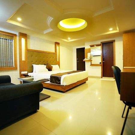 Qik Stay @ S.K. Continental Mysore Exterior photo