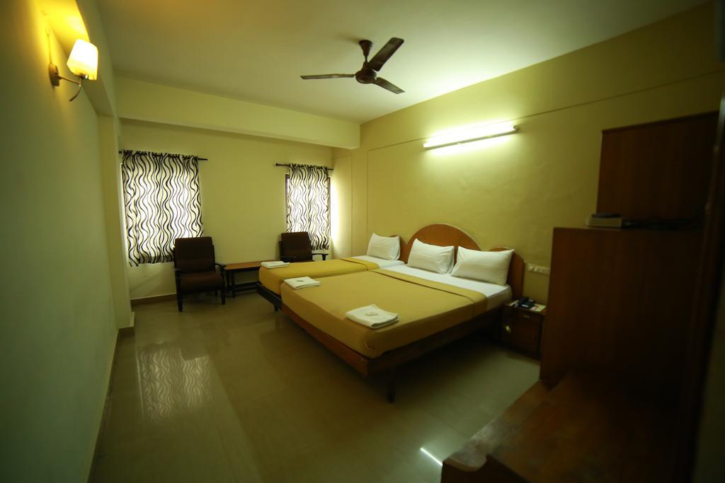 Qik Stay @ S.K. Continental Mysore Exterior photo