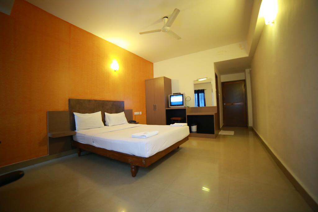 Qik Stay @ S.K. Continental Mysore Exterior photo