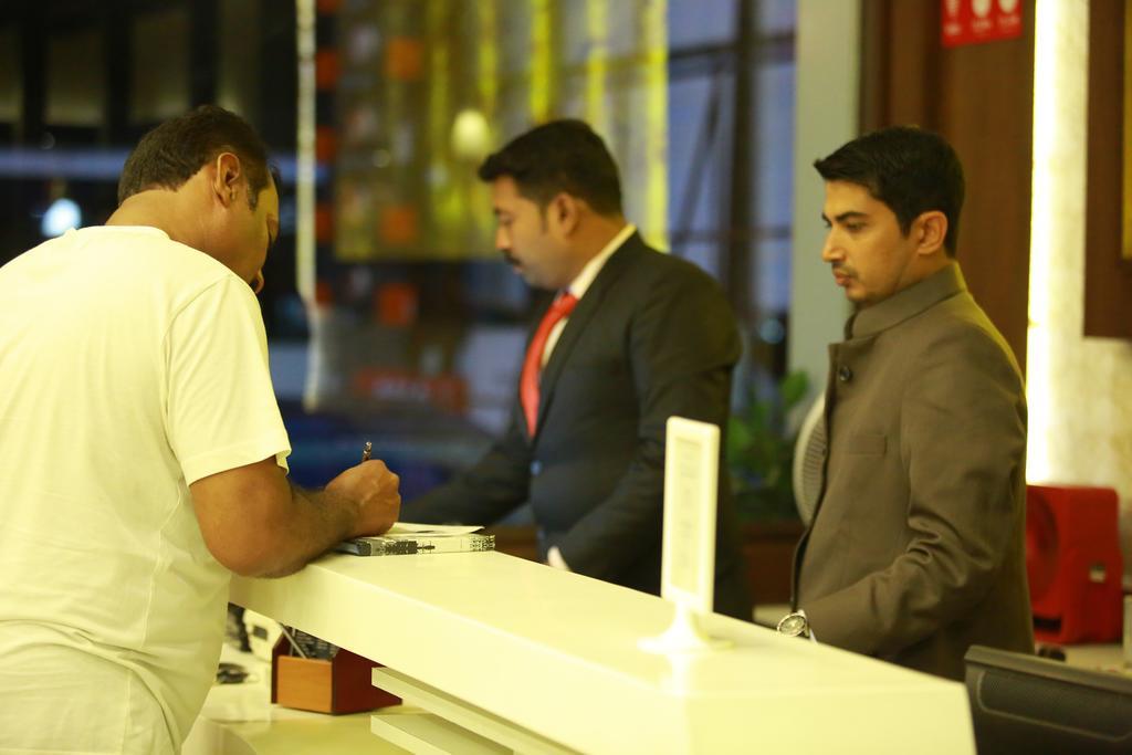 Qik Stay @ S.K. Continental Mysore Exterior photo