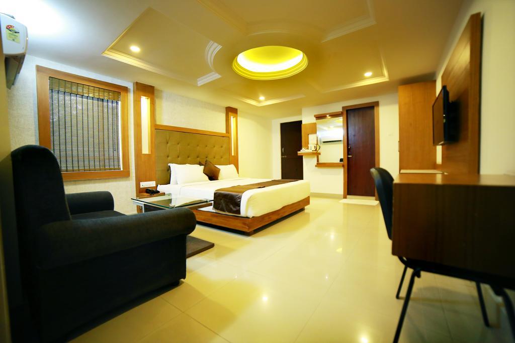 Qik Stay @ S.K. Continental Mysore Exterior photo