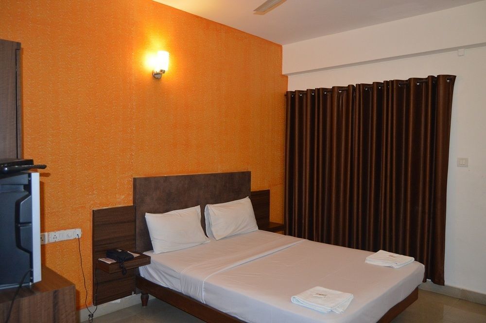 Qik Stay @ S.K. Continental Mysore Exterior photo